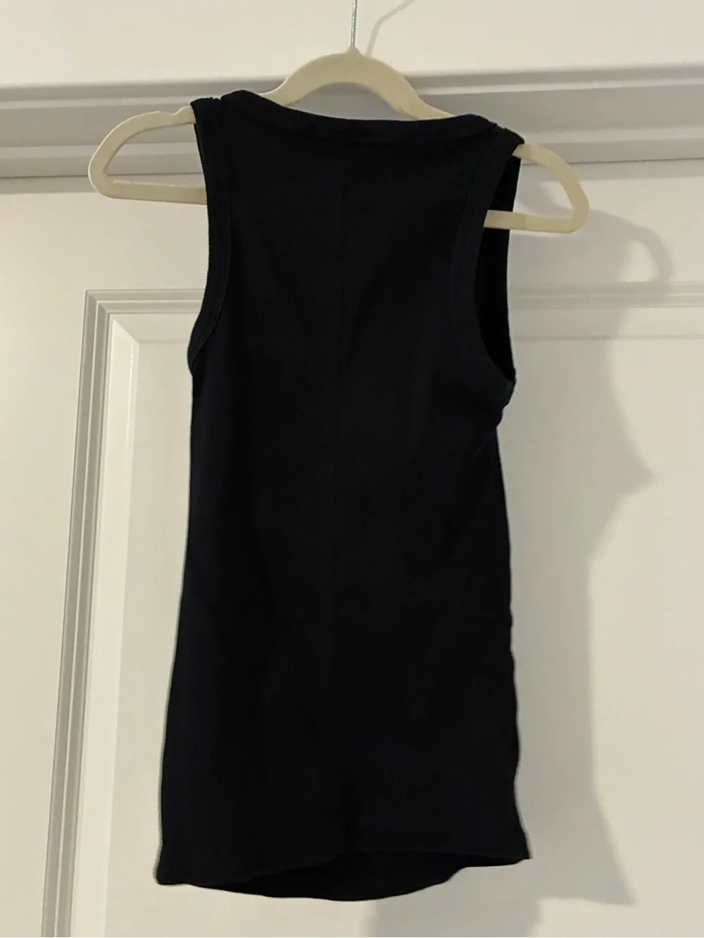 Zara Black Ribbed Scoop Tank Top - Picture 3 of 3